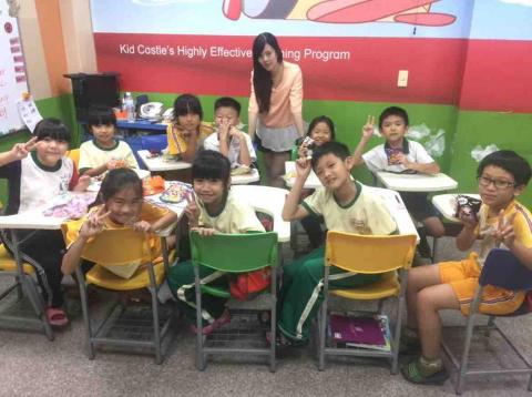 FiFi英文家教 - 開心上課的孩子們