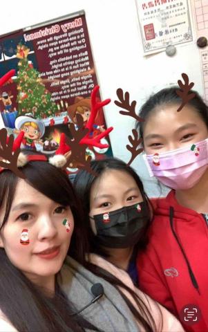 FiFi英文家教 - 和愛我的學生合照