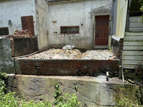 凌暘營造 - 後庭院重建