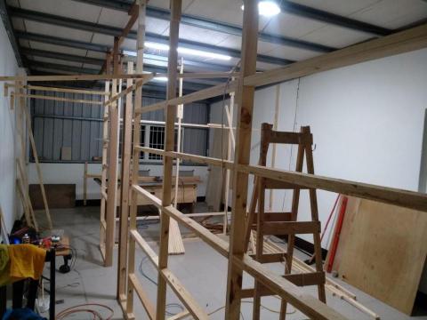 翊鋠工程有限公司 - 木作裝潢新增隔間牆