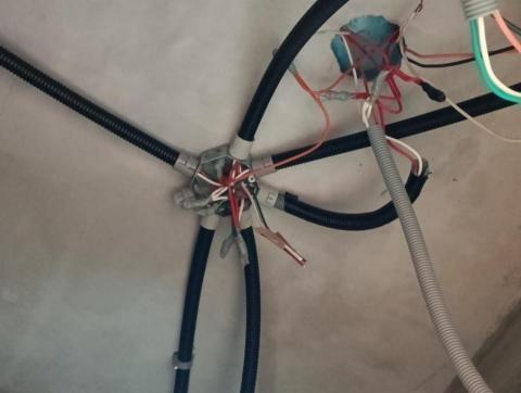 翊鋠工程有限公司 - 抽換線與新增線路