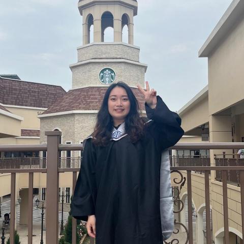 提供toto浴櫃710服務的專家Sarah