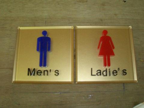 宏僑雷射雕刻社 - 水晶字