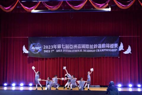 蔡宜珊 -  蔡宜珊 -