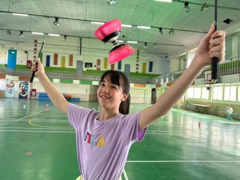 蔡宜珊 -  蔡宜珊 -