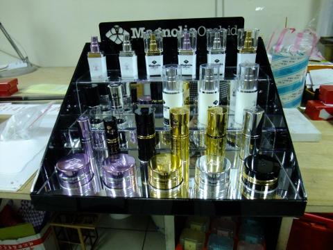 宏僑雷射雕刻社 - 壓克力製品2