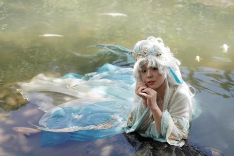 臻翼手作&修圖後製 - 臉型微調&眼睛放大&瑕疵修掉 臻翼手作&修圖後製 - 臉型微調&眼睛放大&瑕疵修掉