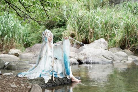 臻翼手作&修圖後製 - 臉型微調&水魔法合成 臻翼手作&修圖後製 - 臉型微調&水魔法合成