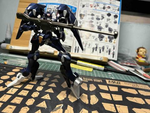 夜魚個人工作室 - 鐵騎鋼彈