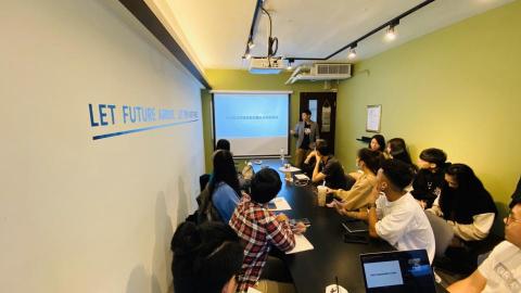 William/python程式設計教學/數學家教 - 小班級教學經驗