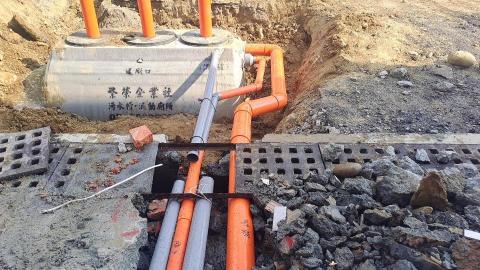 鄭正章 - 浴室配管