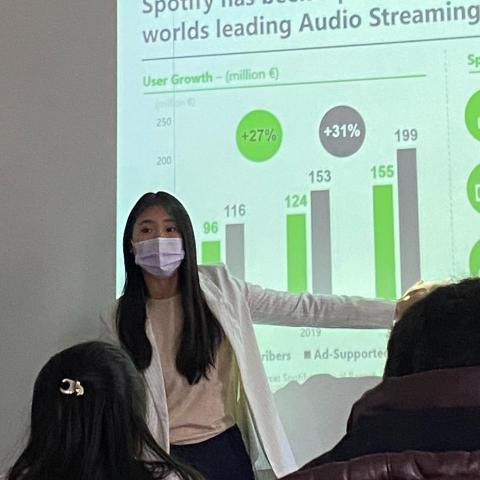 提供powerpoint服務的專家卡蜜