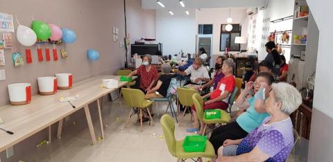 「魅筆藝創」Michael郭教練&Abby陳教練 - 運用桌球律動活力教學關懷樂齡長輩健康 「魅筆藝創」Michael郭教練&Abby陳教練 - 運用桌球律動活力教學關懷樂齡長輩健康