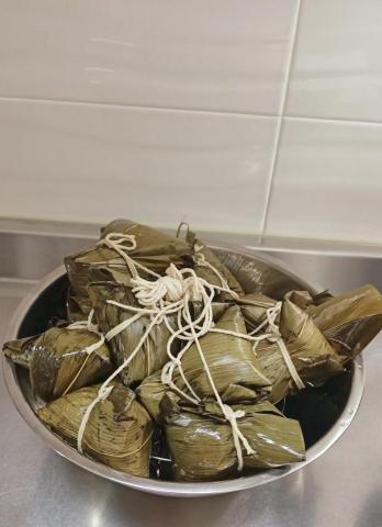 嘉佑烘焙坊 - 肉粽