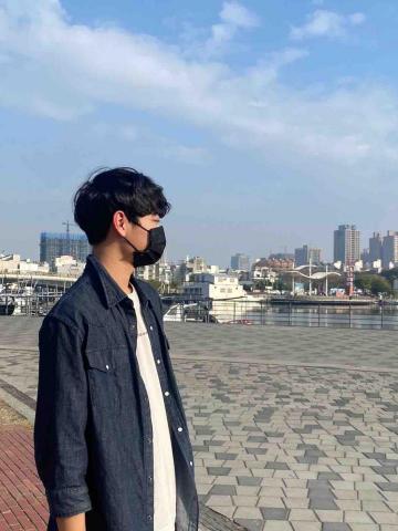 提供124服務的專家鄭至亞