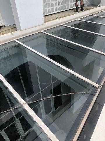 翔飛高空國際工程有限公司 - 外牆高空採光罩清洗