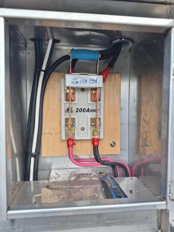 順誠水電工程行 - 電錶錶前開關