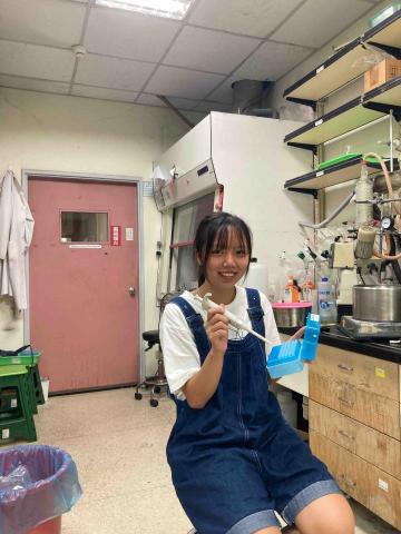 提供化學所服務的專家古采璇