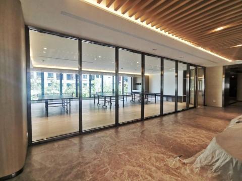 允奕金屬工程有限公司 - 新竹關西 1樓公設健身房落地窗+門