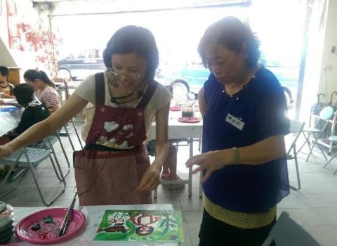 Sunny 老師 - 社區年長者繪畫課程