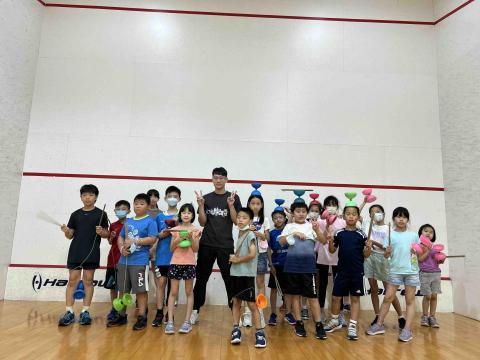 玩轉雜耍 - 信義運動中心扯鈴體驗課