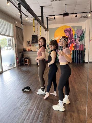 Sarah  - 維持身材的超美媽媽們 Sarah  - 維持身材的超美媽媽們