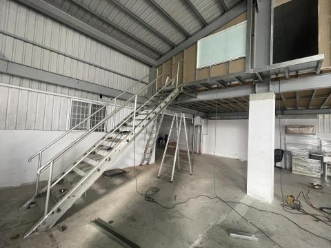 史長鑫 - 樓梯、平台