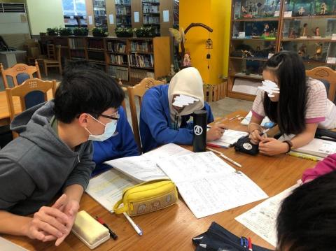 林其寬數學教學 - 於福和國中教學