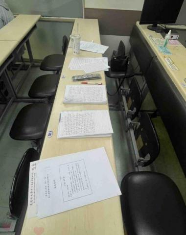 蔡心喬 - 在中壢補習班擔任高中作文輔導老師