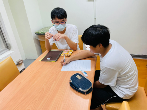 林其寬數學教學 - 於光榮國中1對1課後輔導