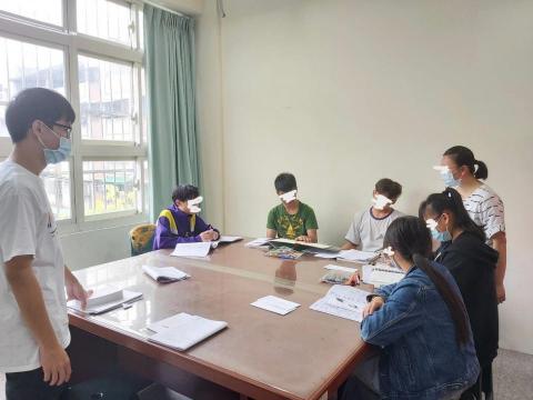 林其寬數學教學 - 於東湖國中課間輔導