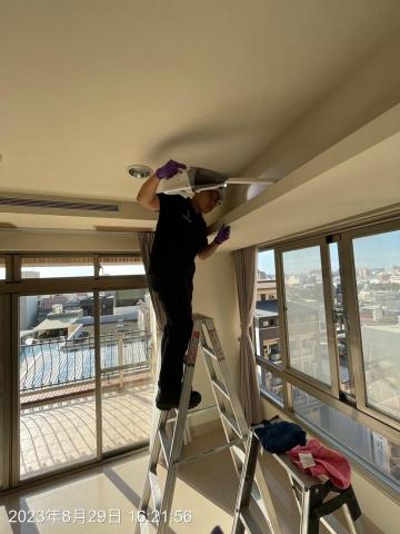 邊境環衛管理實業 -  邊境環衛管理實業 -