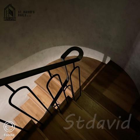 聖衞樓梯扶手有限公司 - 焊接式搭配集成木地板
簡約 也是一種選擇