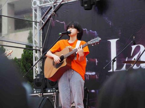 提供112數b服務的專家林雨蓁