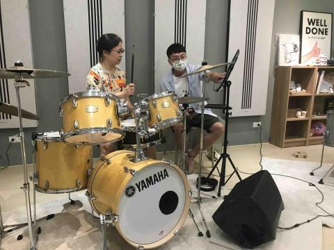 Brain Groove 爵士鼓教學工作室 - 爵士鼓一對一課程