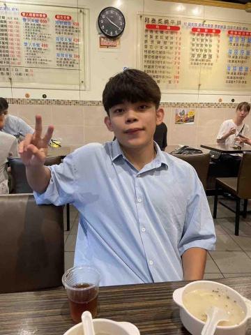 提供老鼠誘餌服務的專家郭亮霆