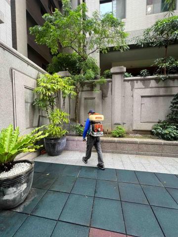 耀際冠軍病媒蚊防治有限公司 - 社區大樓消毒作業(國王城堡)