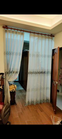 好室簾簾窗飾設計 - 木質羅馬桿+摺景紗簾