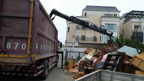 冠軍專業搬家/環保清運企業社 - 