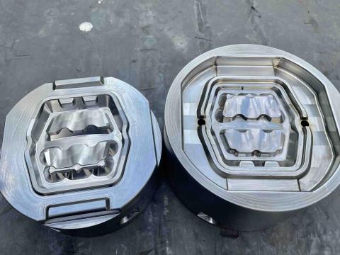 冠富工業社 - 自行車腳踏板模具