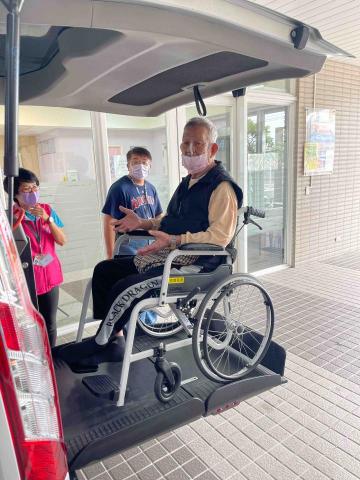 輪椅計程車/身障計程車/復康巴士/長照交通車/無障礙計程車 - 