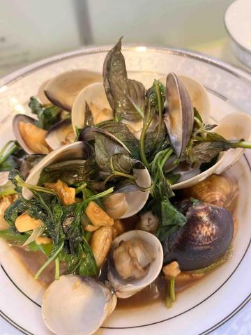 Jade’s kicthen（潔德作菜） - 台式九層塔炒蛤蜊