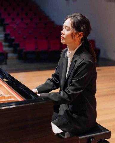 Yoyo老師鋼琴教學 - 