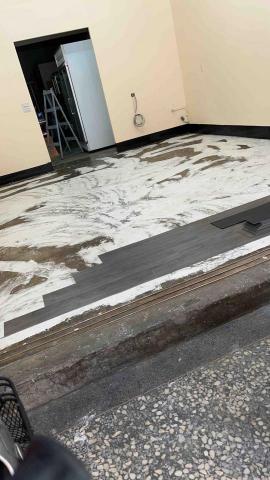 明美窗簾 - 地磚施工前