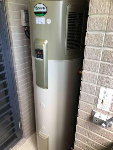朱豐佑 - 新成屋 50加侖熱泵熱水器安裝
