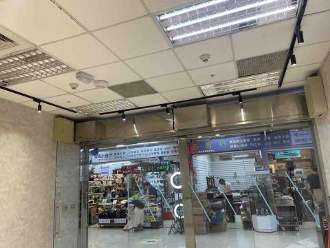 耀祖強力團隊工程 - 軌道燈安裝 耀祖強力團隊工程 - 軌道燈安裝