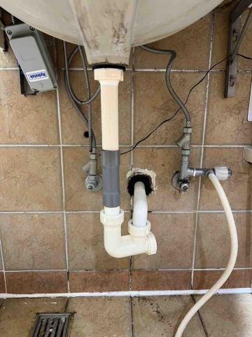 liwei水電工程 - 按壓式落水頭及P管加長