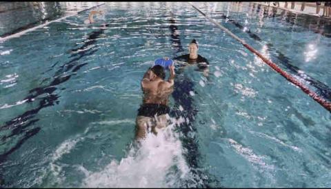 太陽游泳教學、自由潛水課程、水肺潛水 - 自由式練習