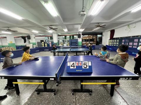 簡語萱 - 練習比賽，讓孩子們實際下去體驗比賽中的過程。