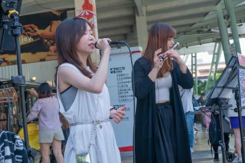 緗昀☁️竹笛教師 -  2023 街頭演出：圓山花博Maji市集